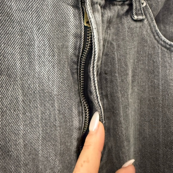 Abercrombie & Fitch Women's Straight Leg Gray Jeans 27/ 4L - Picture 3 of 6